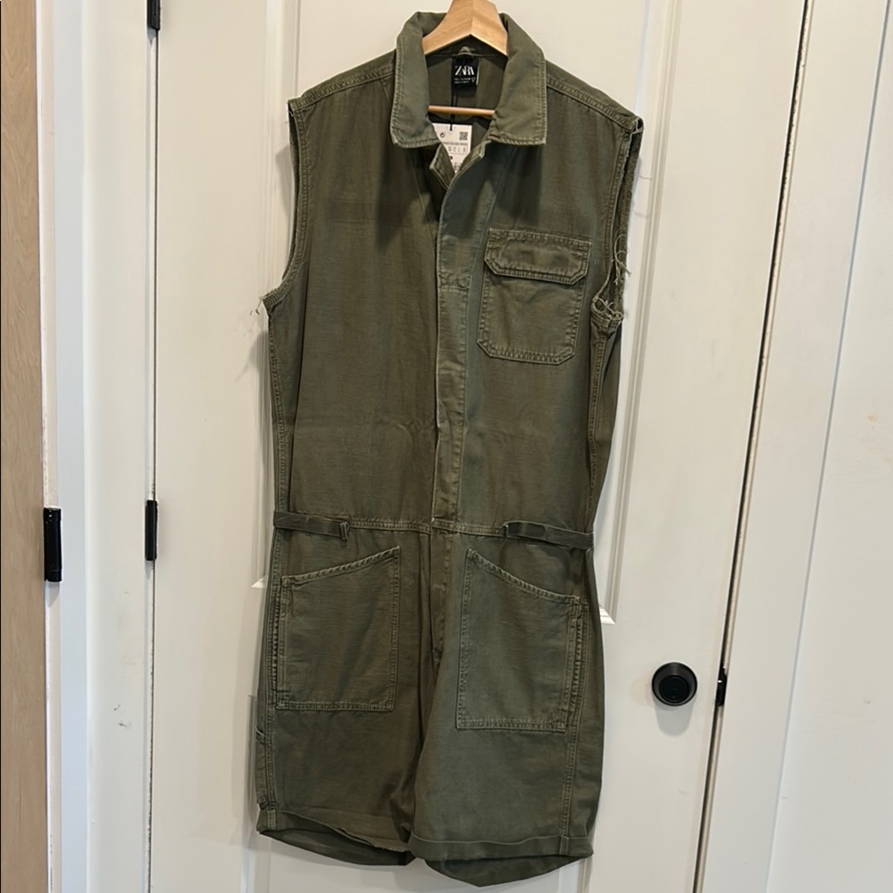 Zara Olive Green Sleeveless Jumpsuit